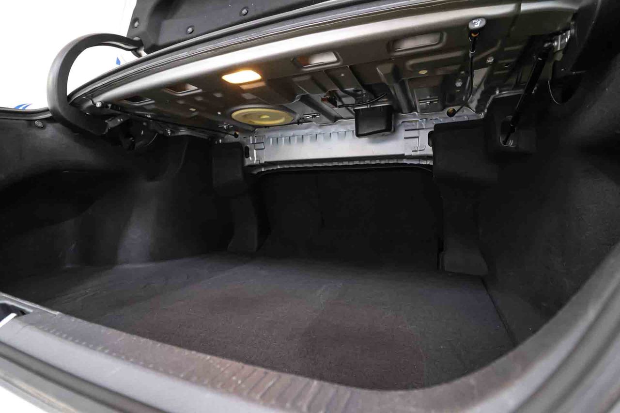 Toyota Camry 2.5 220H Advance - Foto 57