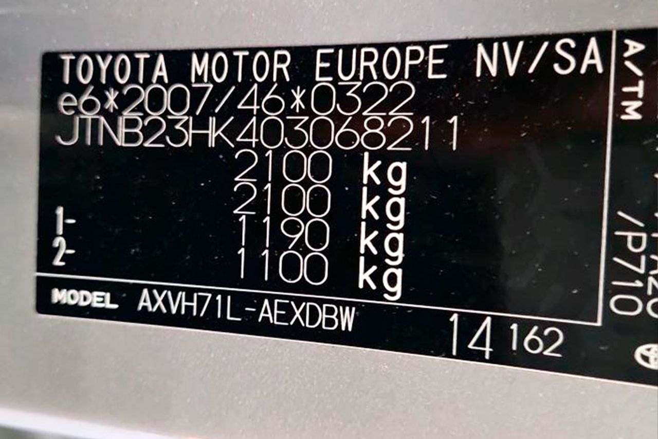 Toyota Camry 2.5 220H Advance - Foto 5