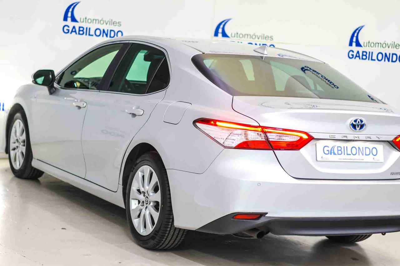 Toyota Camry 2.5 220H Advance - Foto 27