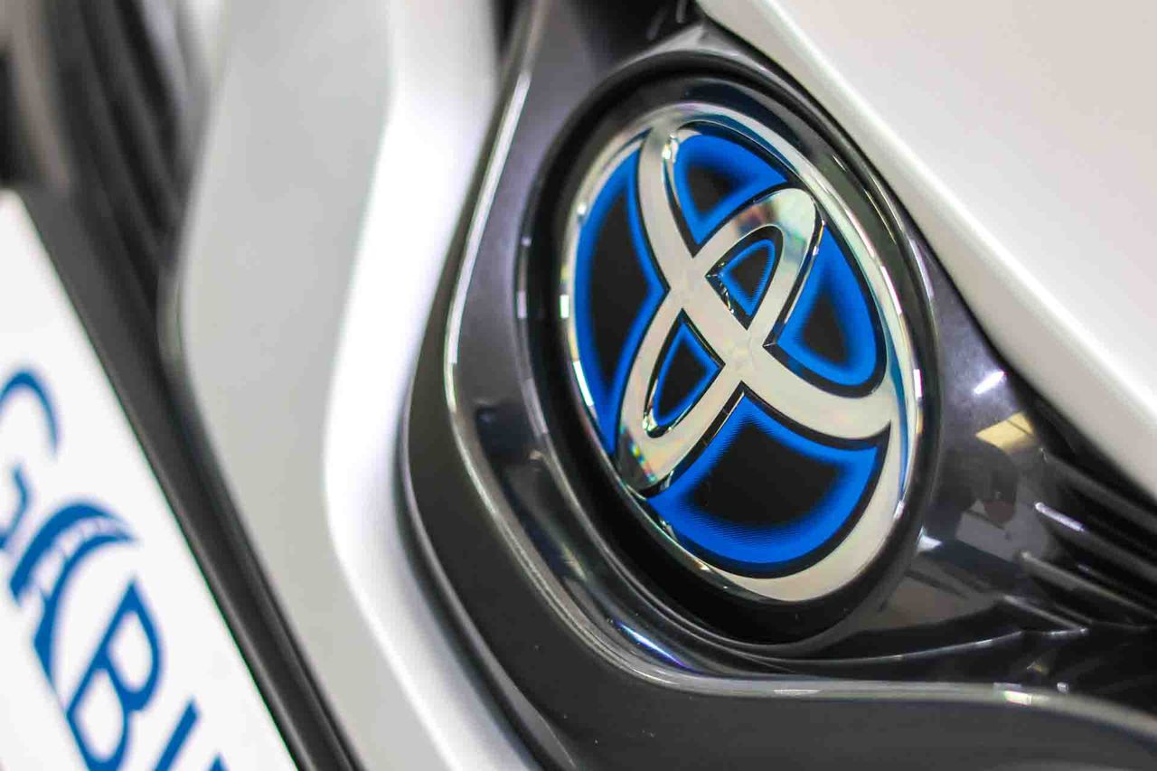 Toyota Camry 2.5 220H Advance - Foto 9