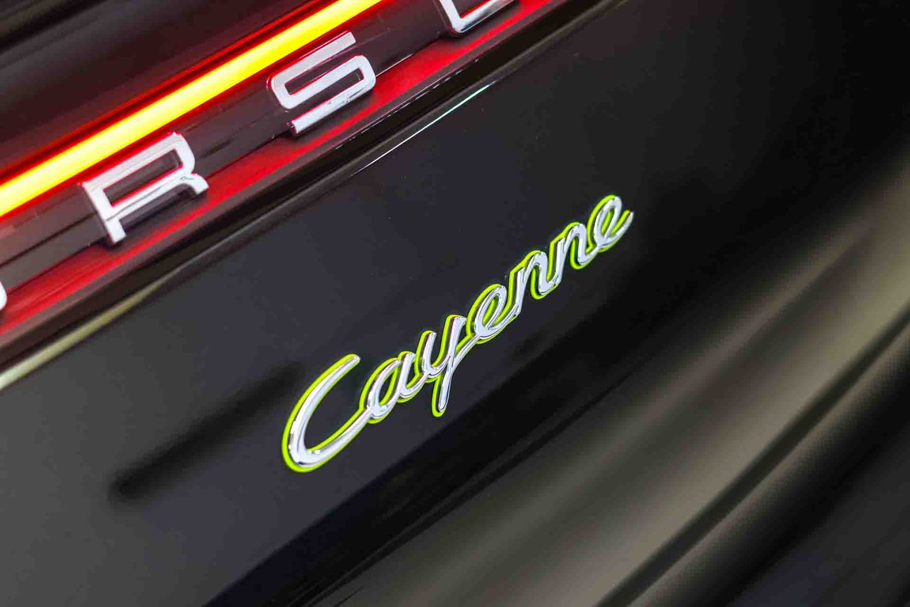 Porsche Cayenne Coupé E-Hybrid **Techo panorámico** - Foto 14