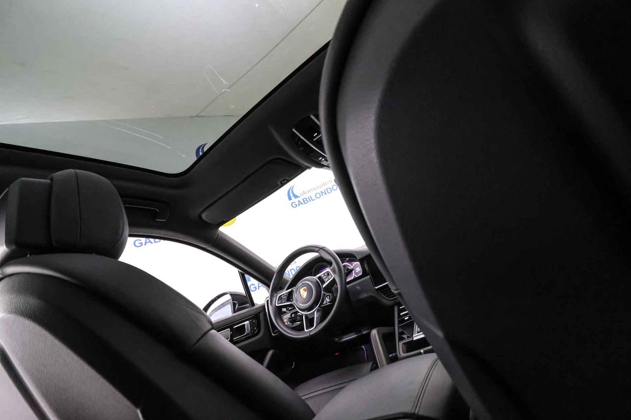 Porsche Cayenne Coupé E-Hybrid **Techo panorámico** - Foto 35