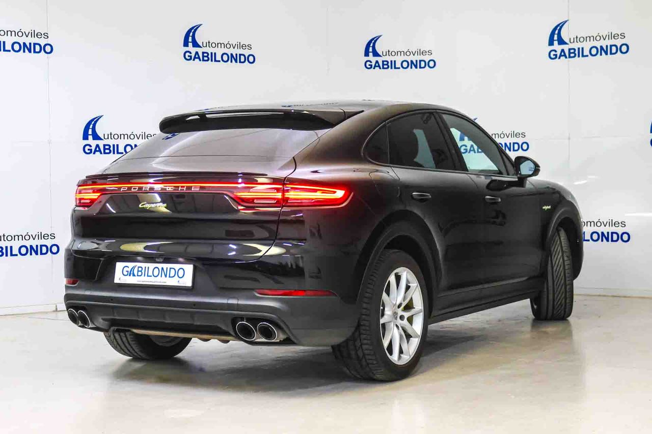 Porsche Cayenne Coupé E-Hybrid **Techo panorámico** - Foto 12