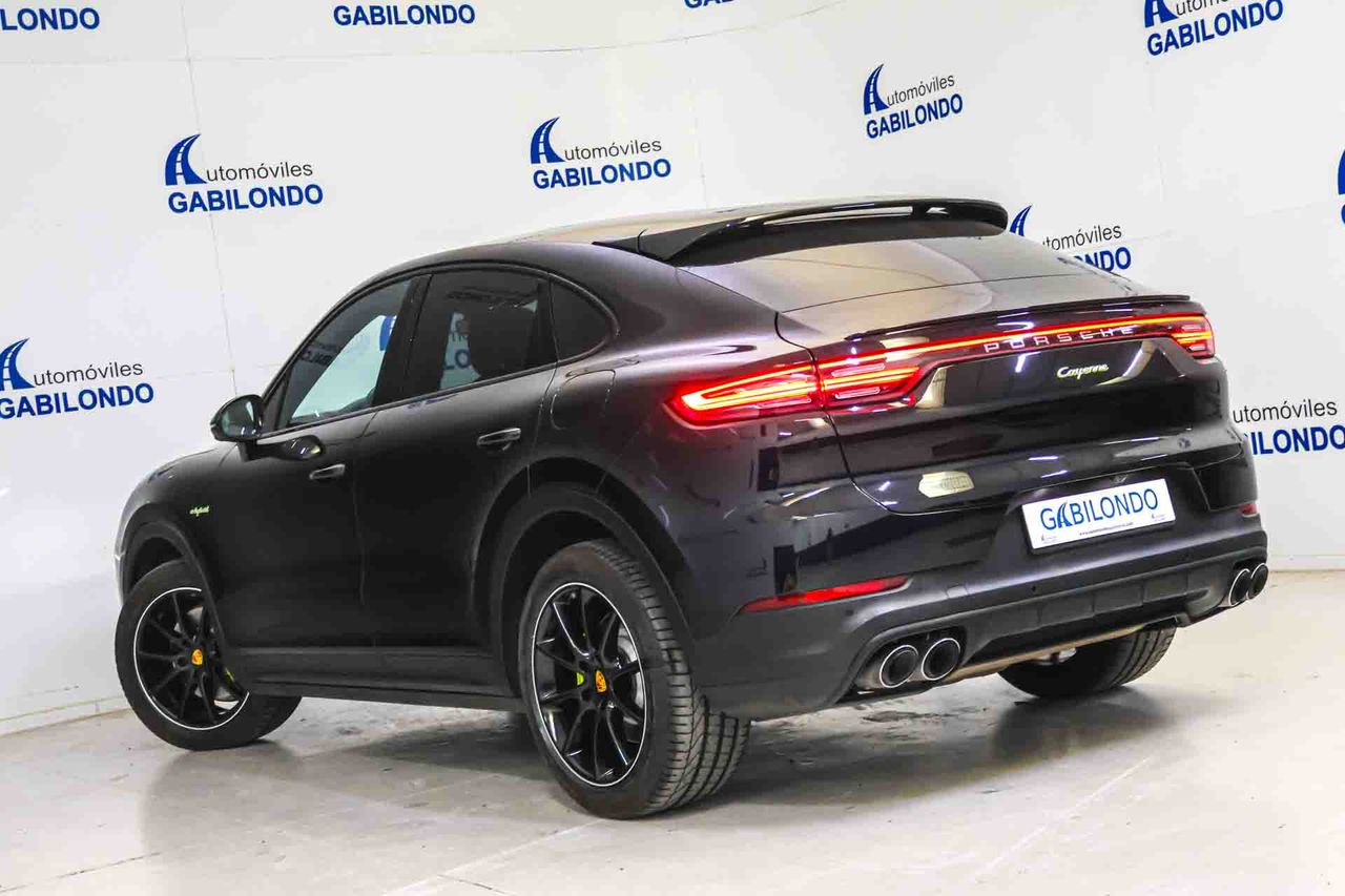 Porsche Cayenne Coupé E-Hybrid **Techo panorámico** - Foto 16