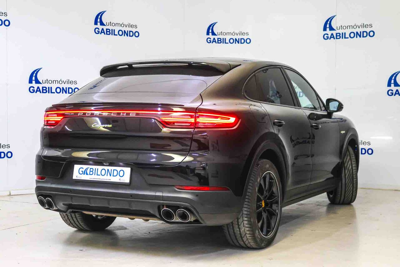 Porsche Cayenne Coupé E-Hybrid **Techo panorámico** - Foto 12