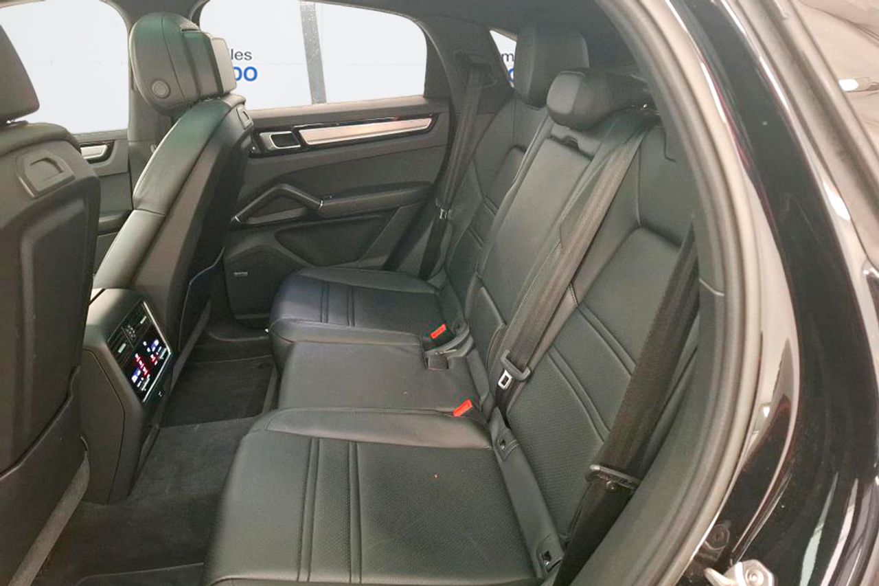 Porsche Cayenne E-Hybrid **Techo panorámico** - Foto 6
