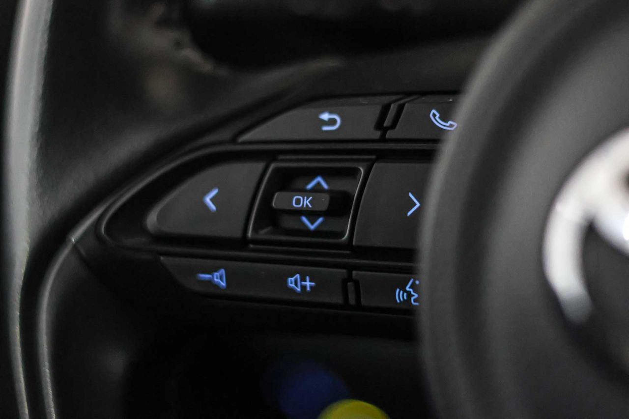 Toyota Yaris 1.5 120H Active Tech - Foto 36