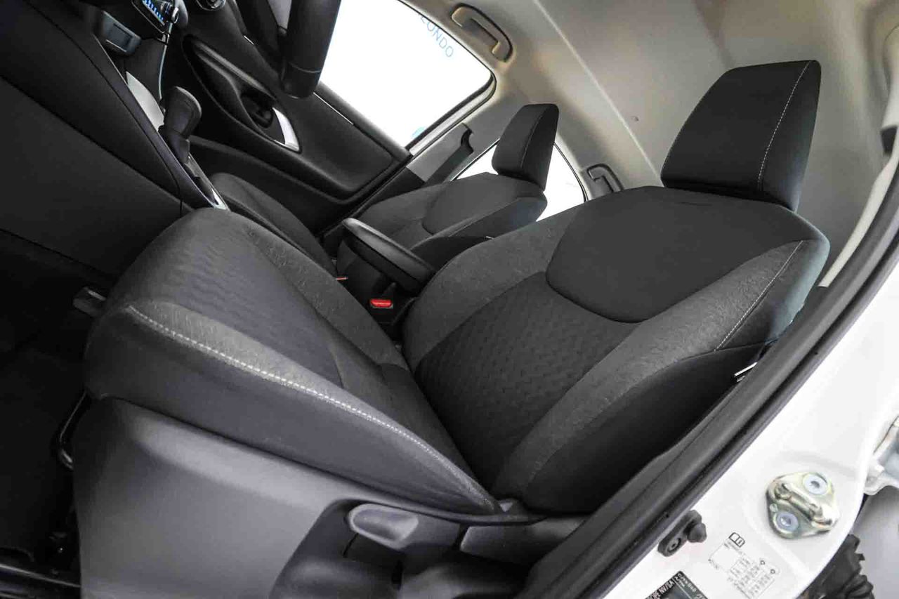 Toyota Yaris 1.5 120H Active Tech - Foto 29