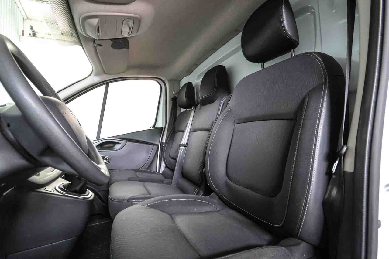 Renault Trafic Furgon 29 L2H2 Energy BluedCi - Foto 31