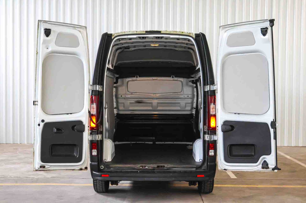 Renault Trafic Furgon 29 L2H2 Energy BluedCi - Foto 25