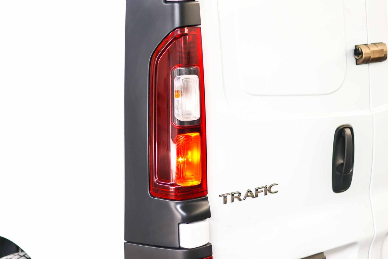 Renault Trafic Furgon 29 L2H2 Energy BluedCi - Foto 17