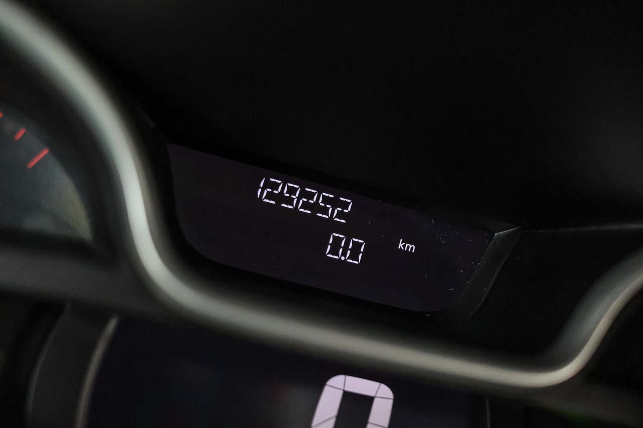 Renault Trafic Furgon 29 L2H2 Energy BluedCi - Foto 7