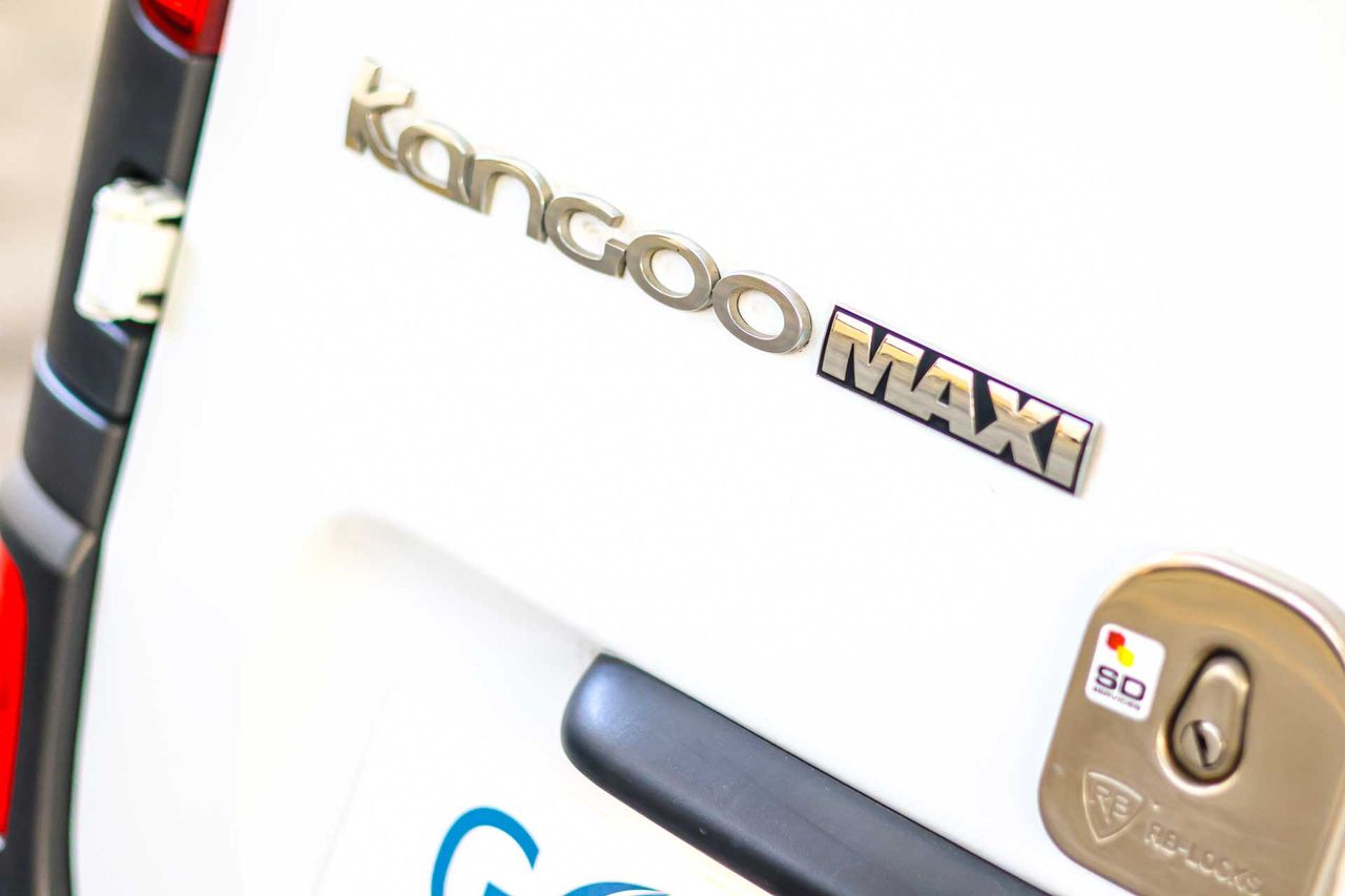 Renault Kangoo Furgon Profesional Maxi dCi **Automático** - Foto 12