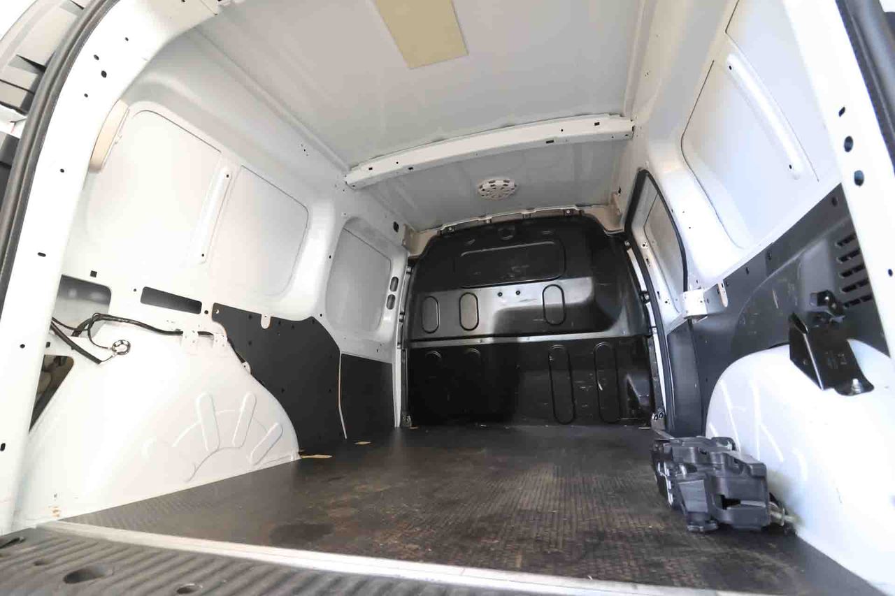 Renault Kangoo Furgon Profesional Maxi dCi **Automático** - Foto 24