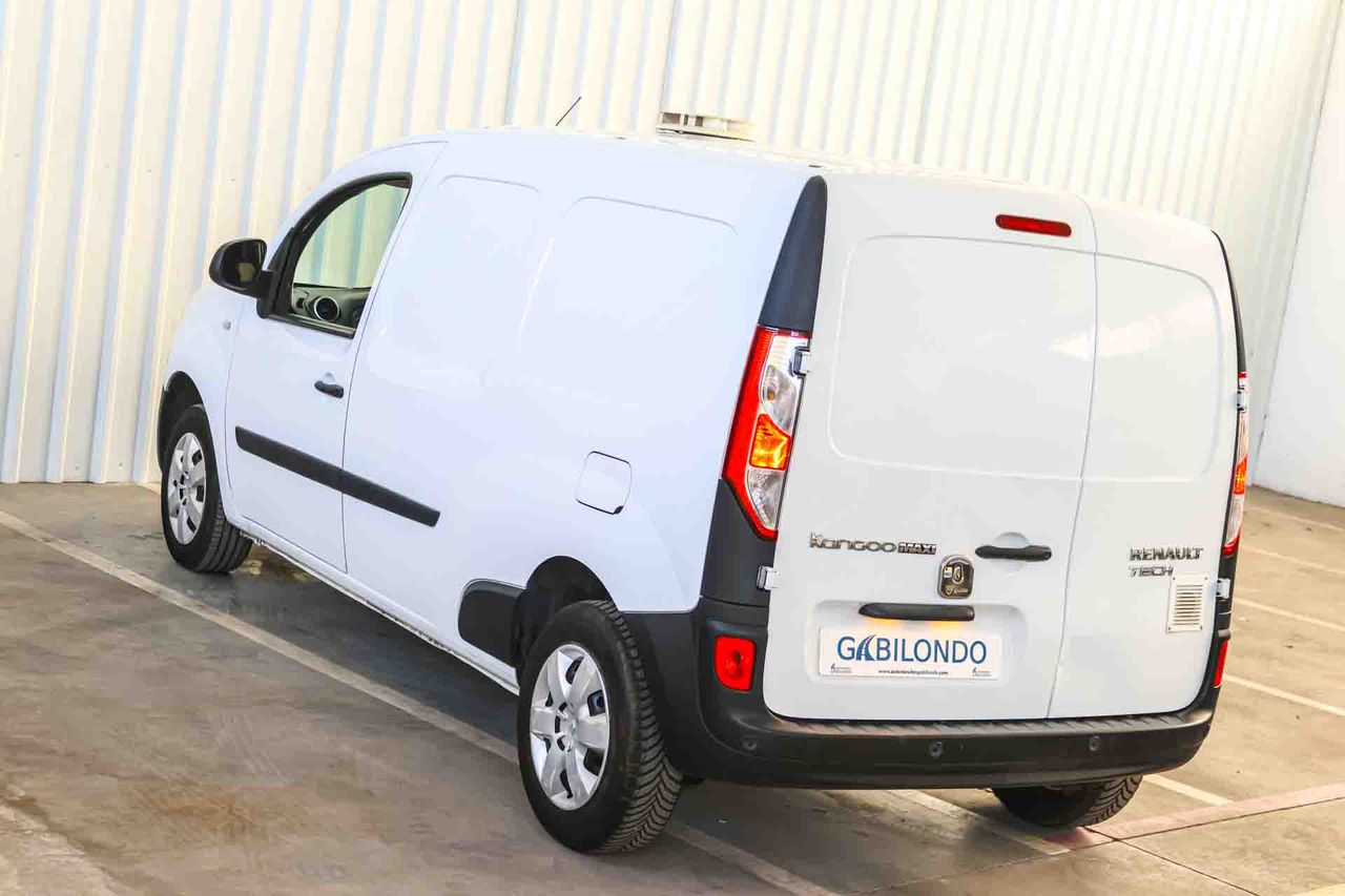 Renault Kangoo Furgon Profesional Maxi dCi **Automático** - Foto 14