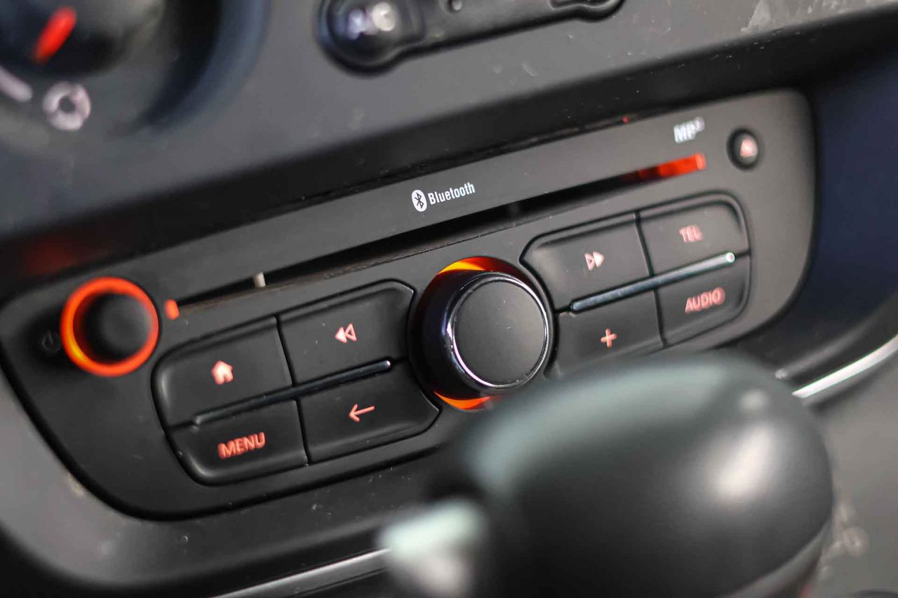 Renault Kangoo Furgon Profesional Maxi dCi **Automático** - Foto 40