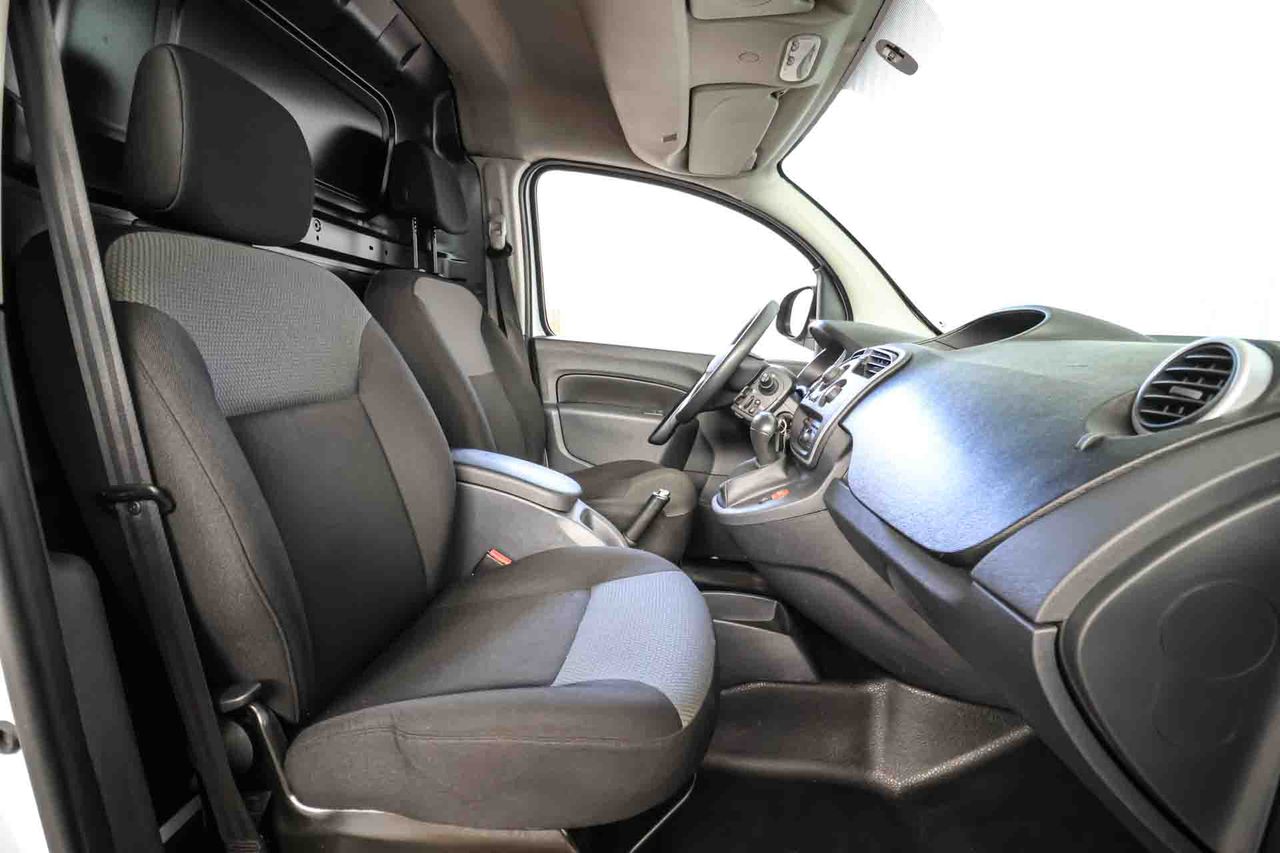 Renault Kangoo Furgon Profesional Maxi dCi **Automático** - Foto 42