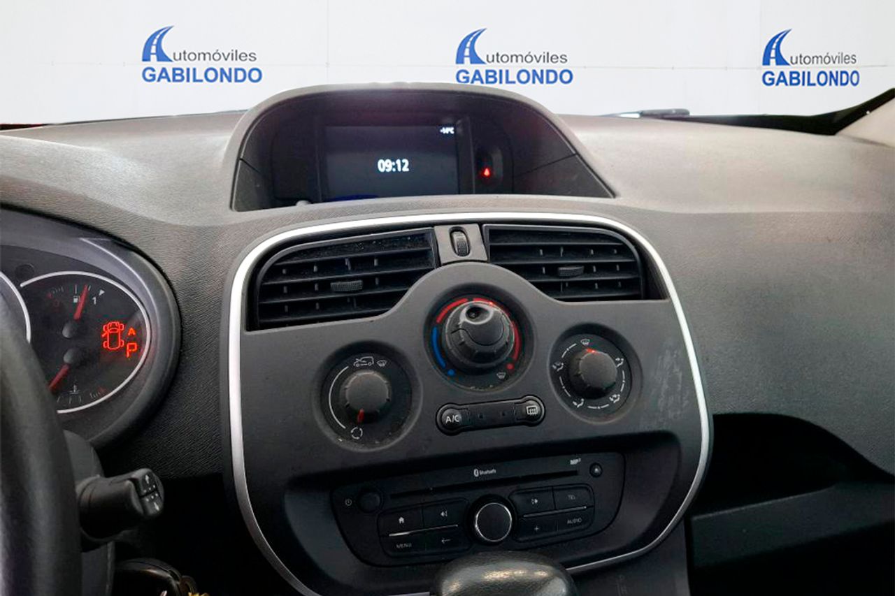Renault Kangoo Furgon Profesional Maxi dCi **Automático** - Foto 5