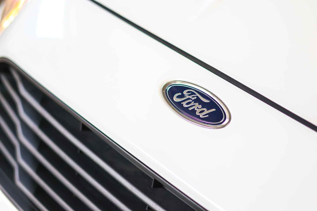 Ford Transit Courier Van 1.5 TDCi Trend - Foto 9