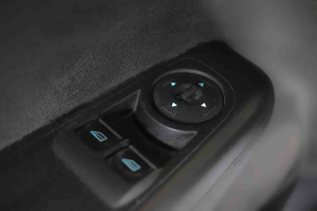 Ford Transit Courier Van 1.5 TDCi Trend - Foto 28