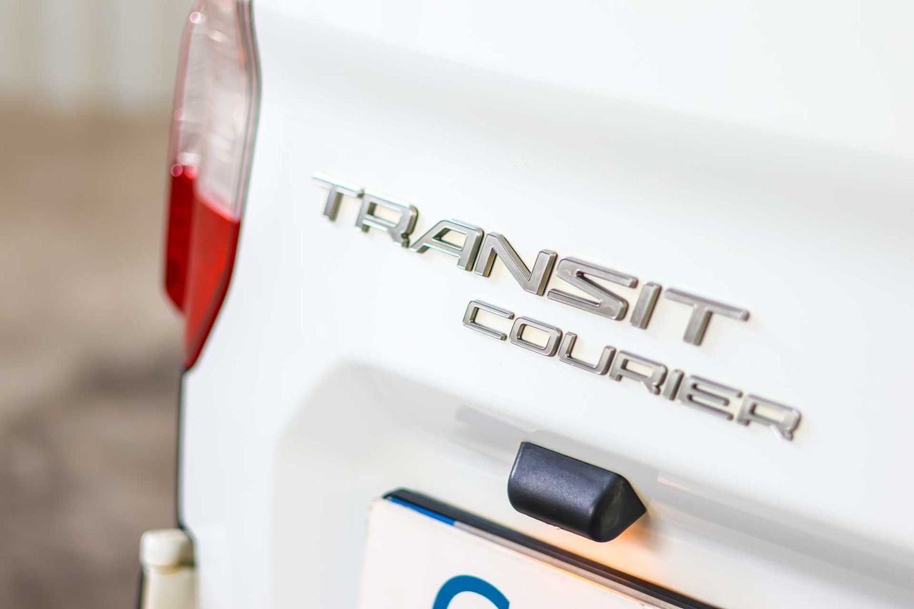 Ford Transit Courier Van 1.5 TDCi Trend - Foto 12