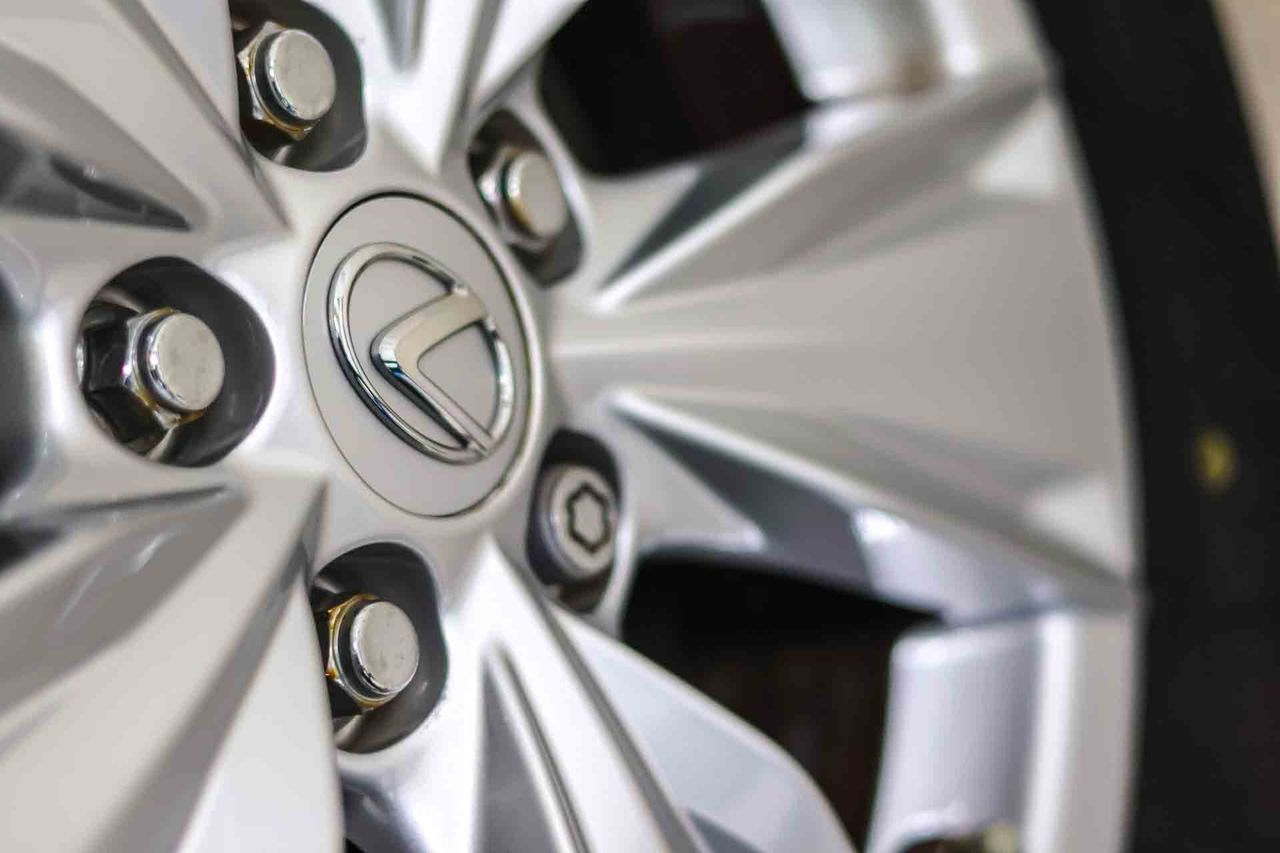Lexus UX 2.0 250h Business - Foto 15