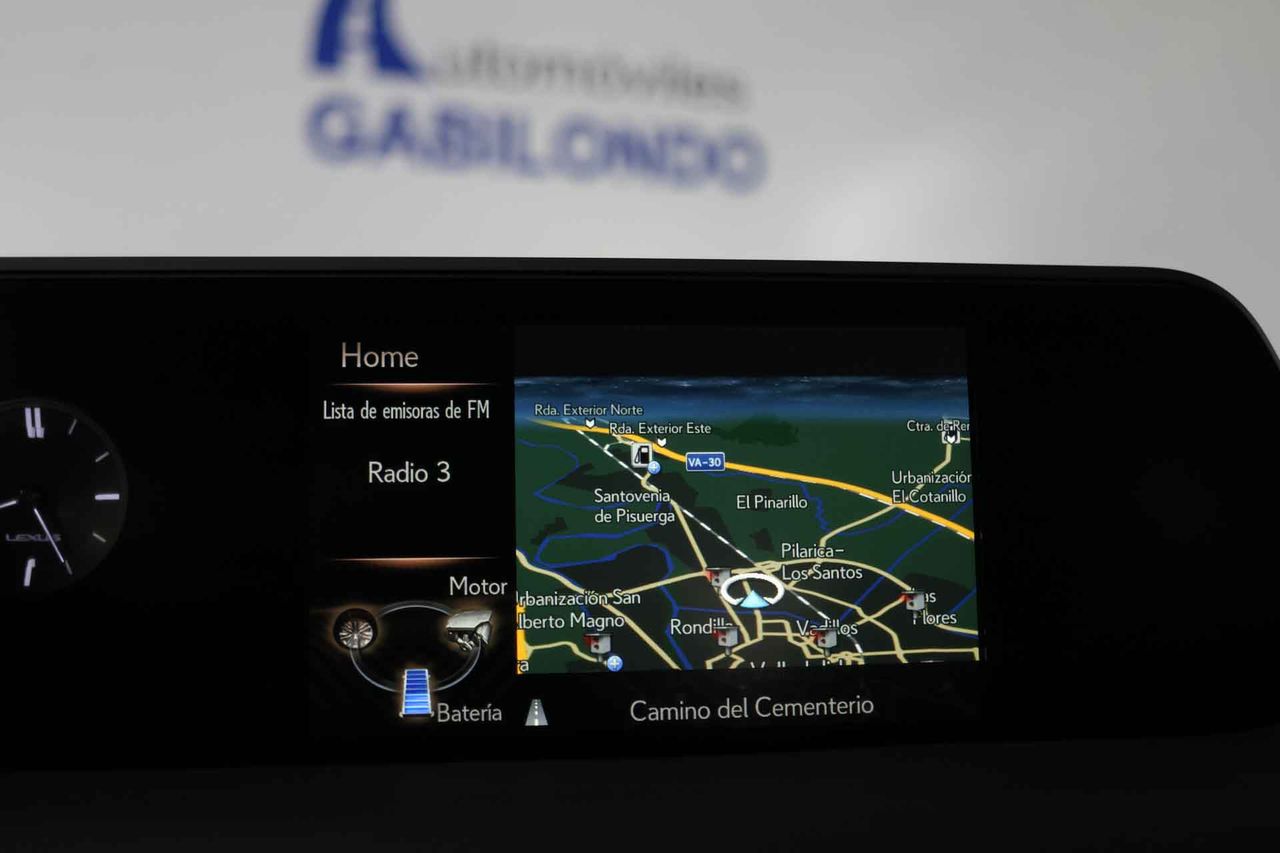 Lexus UX 2.0 250h Business - Foto 58