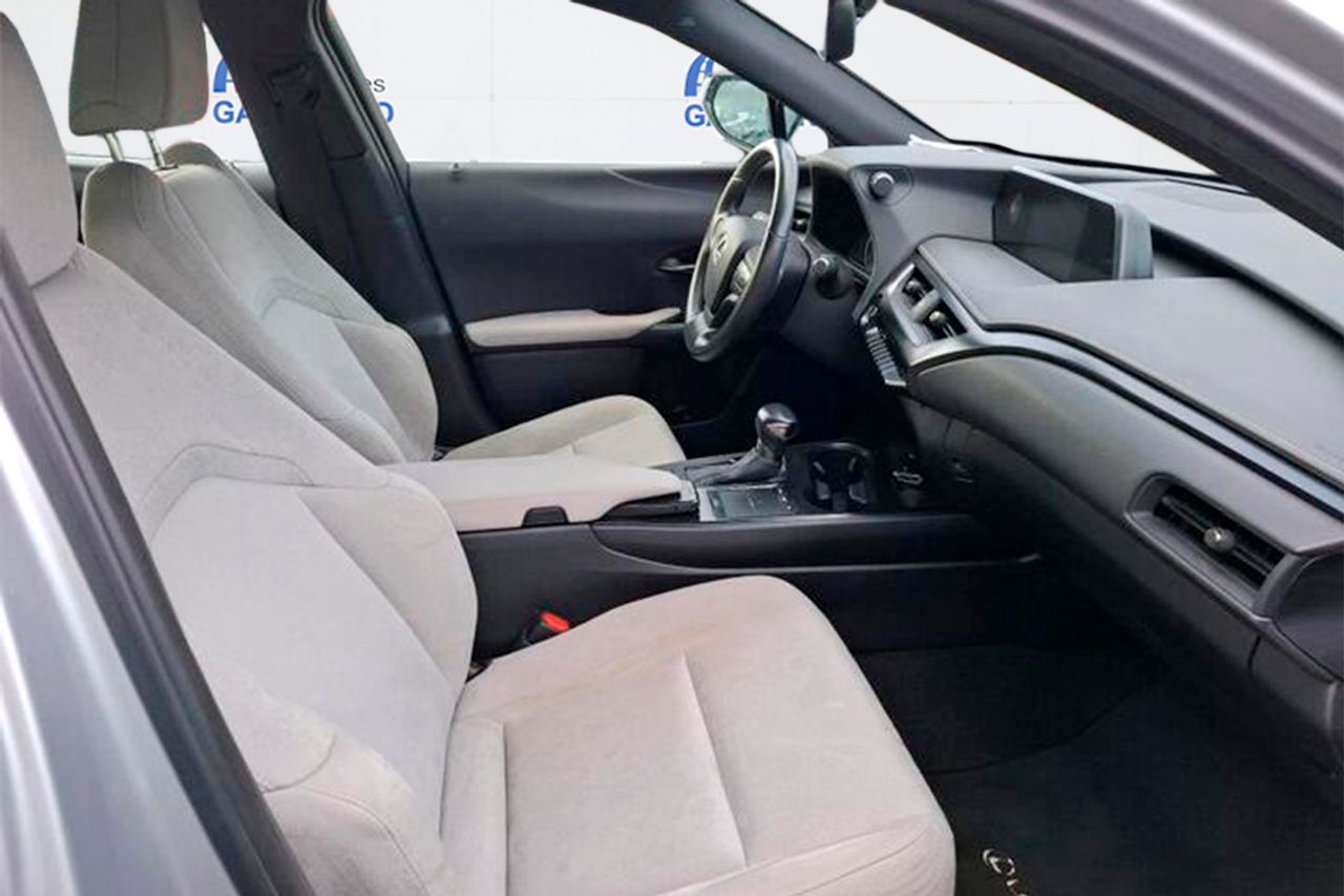 Lexus UX 2.0 250h Business - Foto 7