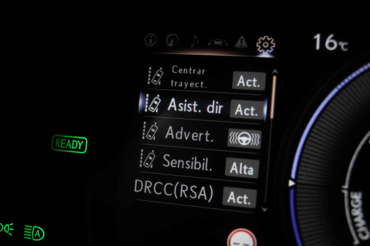 Lexus UX 2.0 250h Business - Foto 56