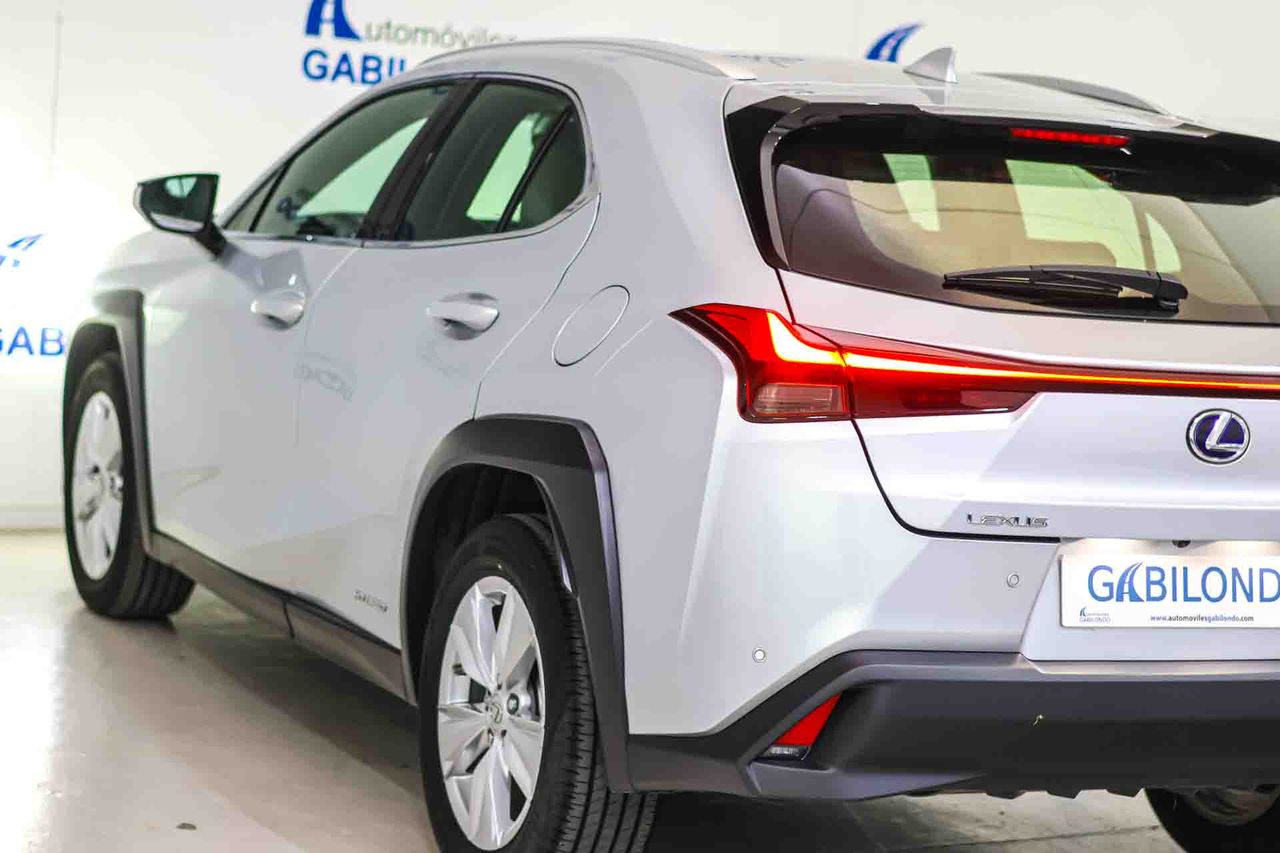 Lexus UX 2.0 250h Business - Foto 26