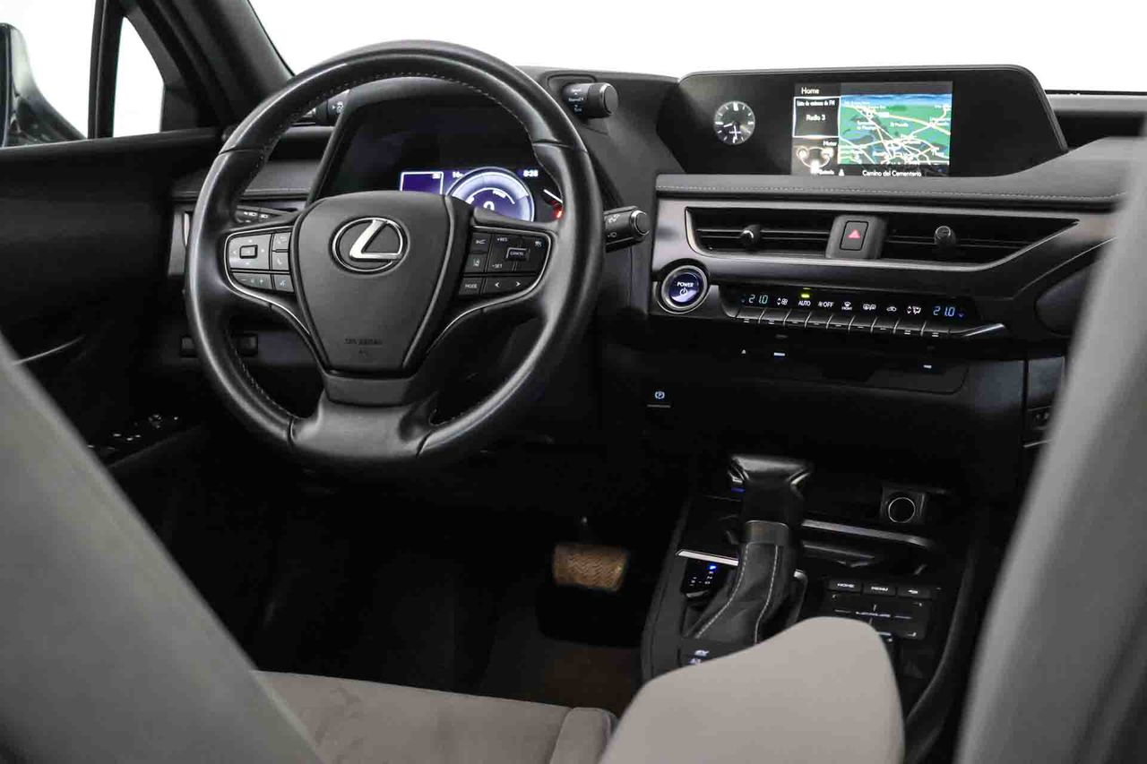 Lexus UX 2.0 250h Business - Foto 32