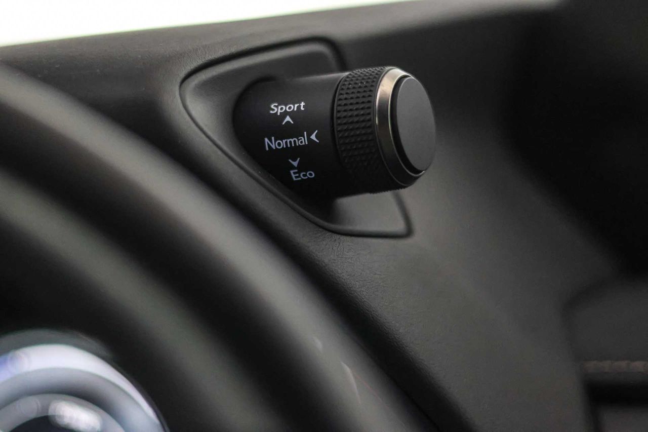 Lexus UX 2.0 250h Business - Foto 39