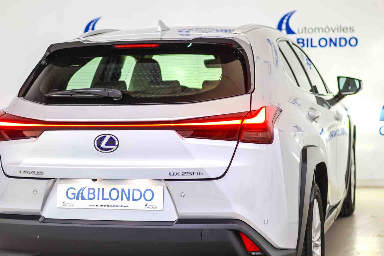 Lexus UX 2.0 250h Business - Foto 18