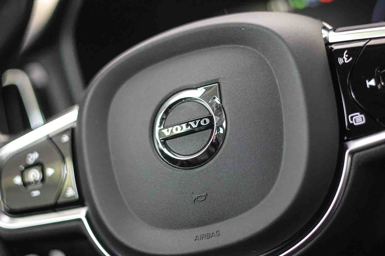 Volvo S60 T6 Recharge Inscription 4WD Techo solar - Foto 38