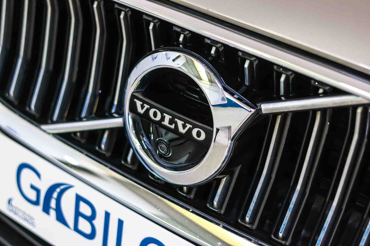 Volvo S60 T6 Recharge Inscription 4WD Techo solar - Foto 14