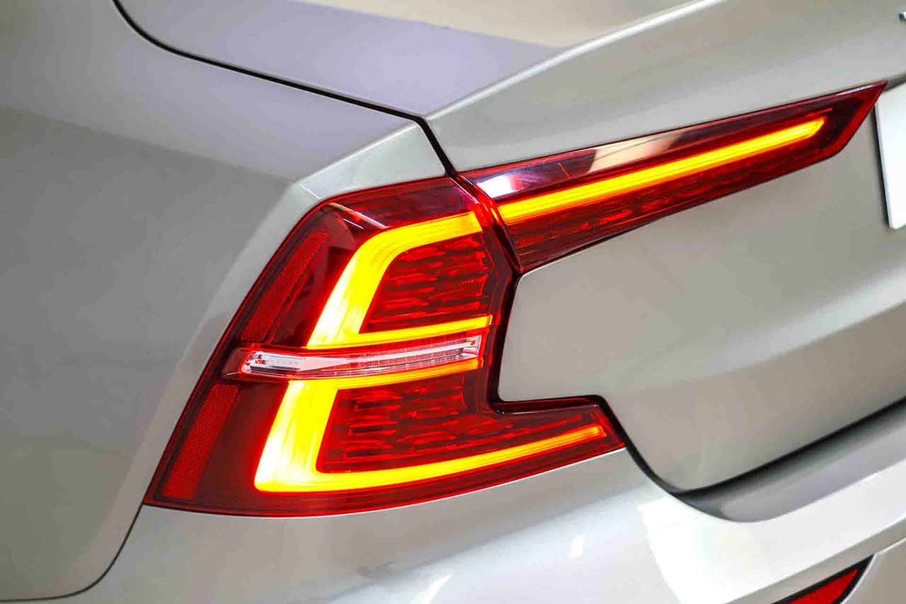 Volvo S60 T6 Recharge Inscription 4WD Techo solar - Foto 21