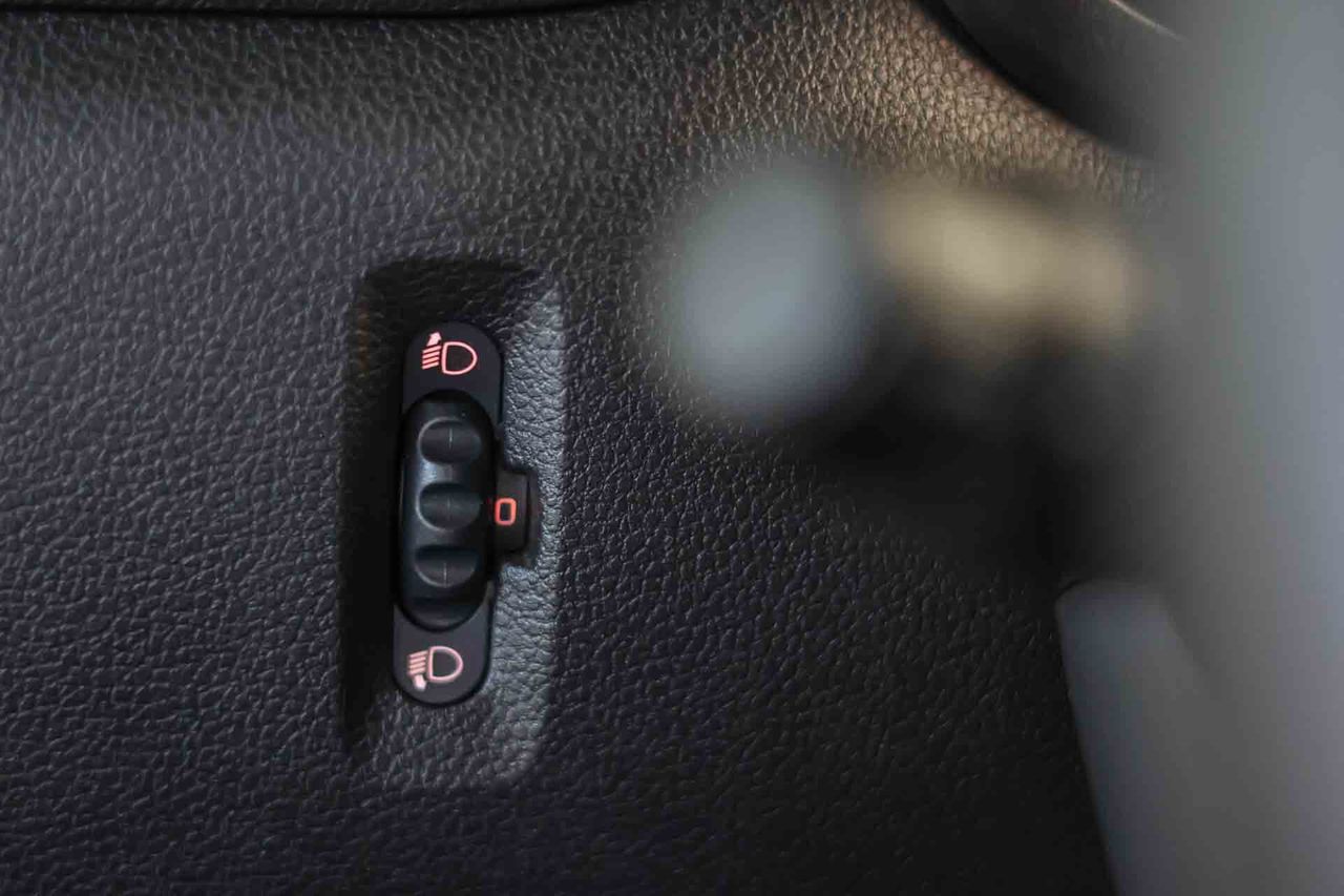 Renault Master Chasis Cabina L3 Blue dCi **Plataforma elevadora** - Foto 25