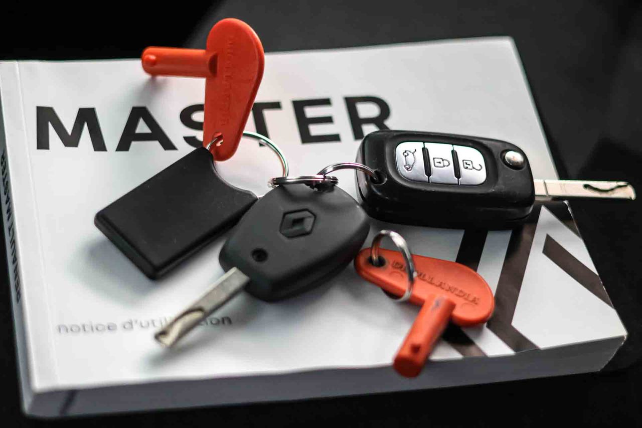 Renault Master Chasis Cabina L3 Blue dCi **Plataforma elevadora** - Foto 45