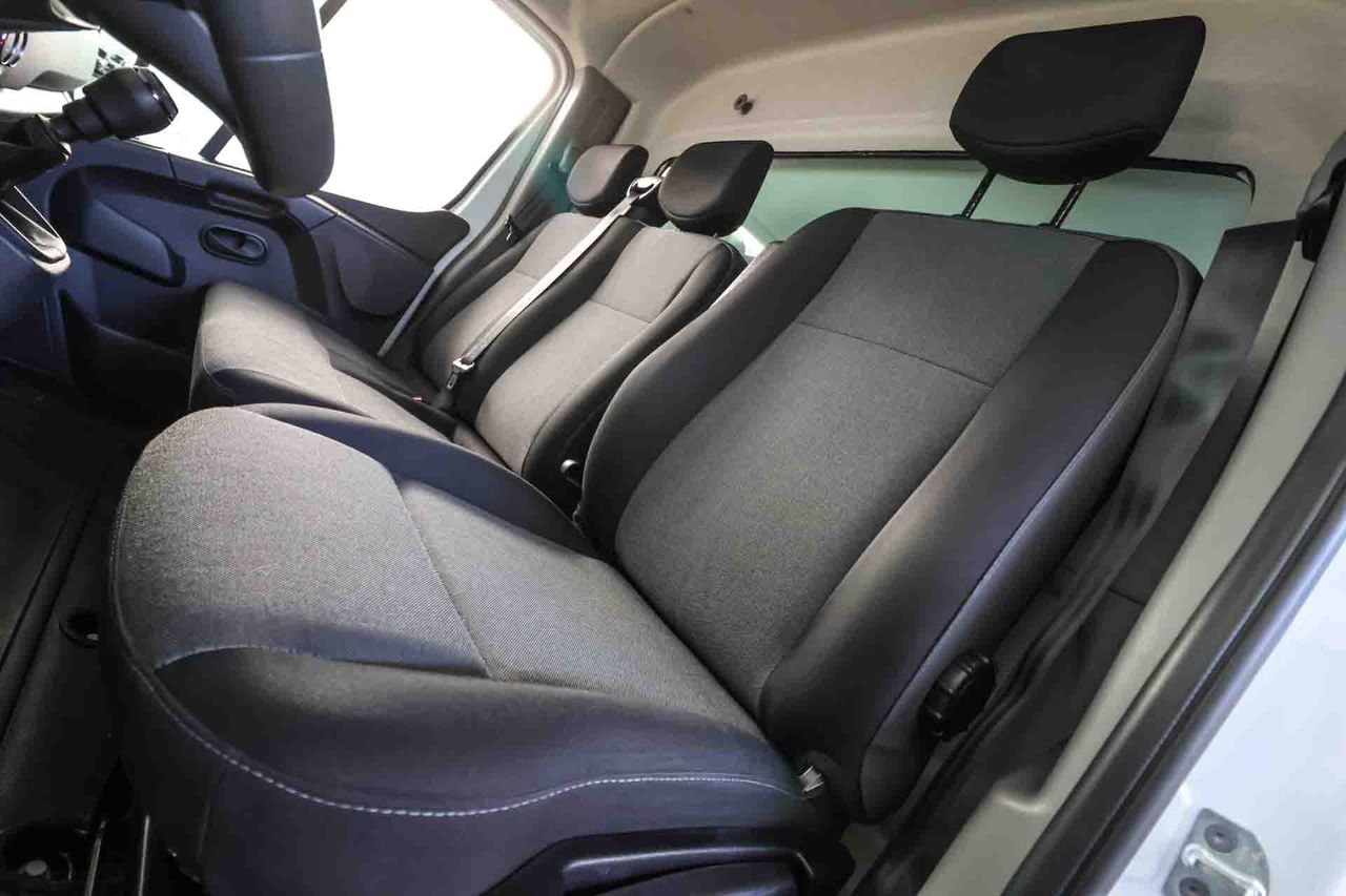 Renault Master Chasis Cabina L3 Blue dCi **Plataforma elevadora** - Foto 22