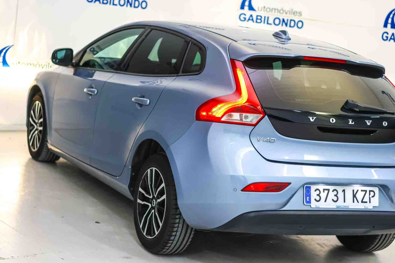 Volvo V40 2.0 D2 Momentum - Foto 27