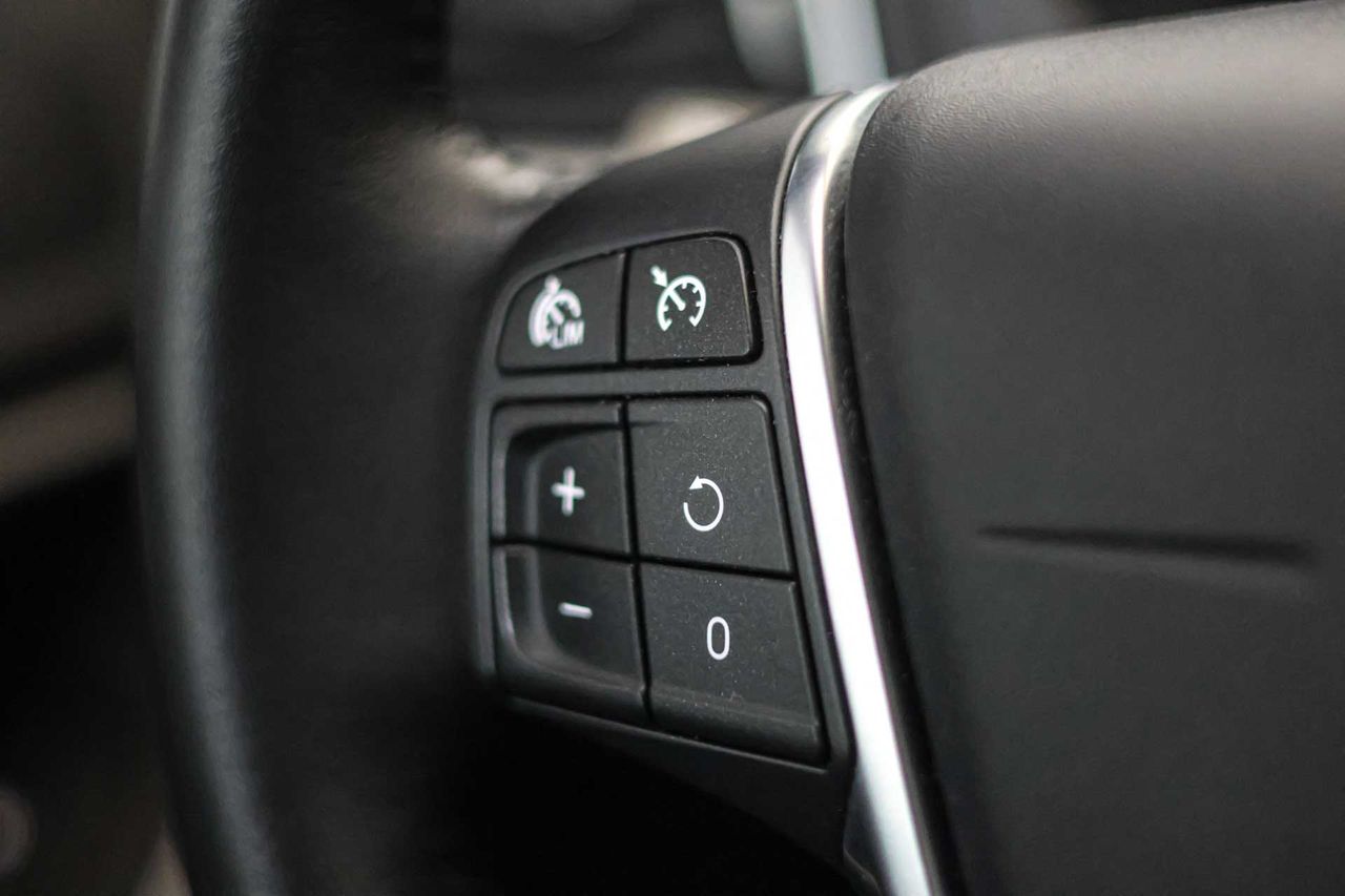 Volvo V40 2.0 D2 Momentum - Foto 36