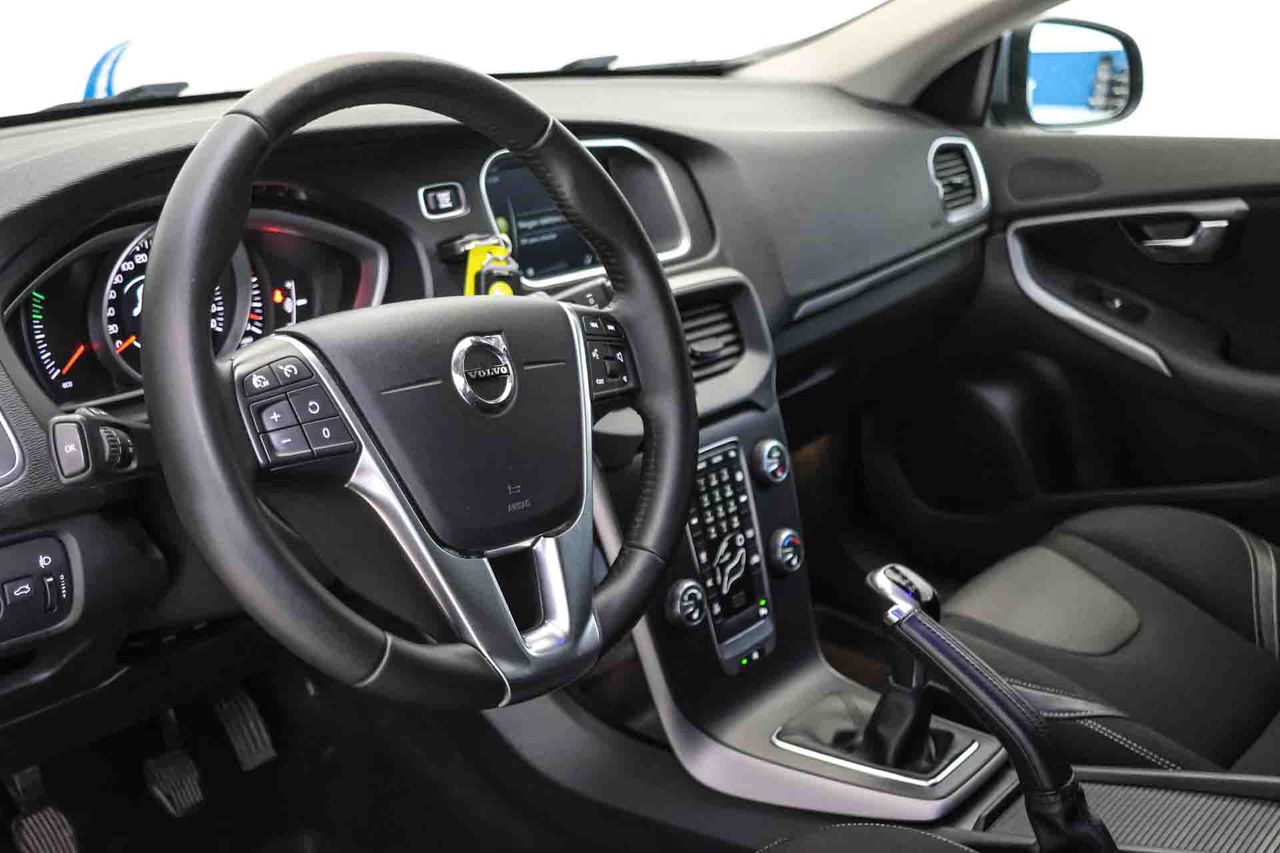 Volvo V40 2.0 D2 Momentum - Foto 6
