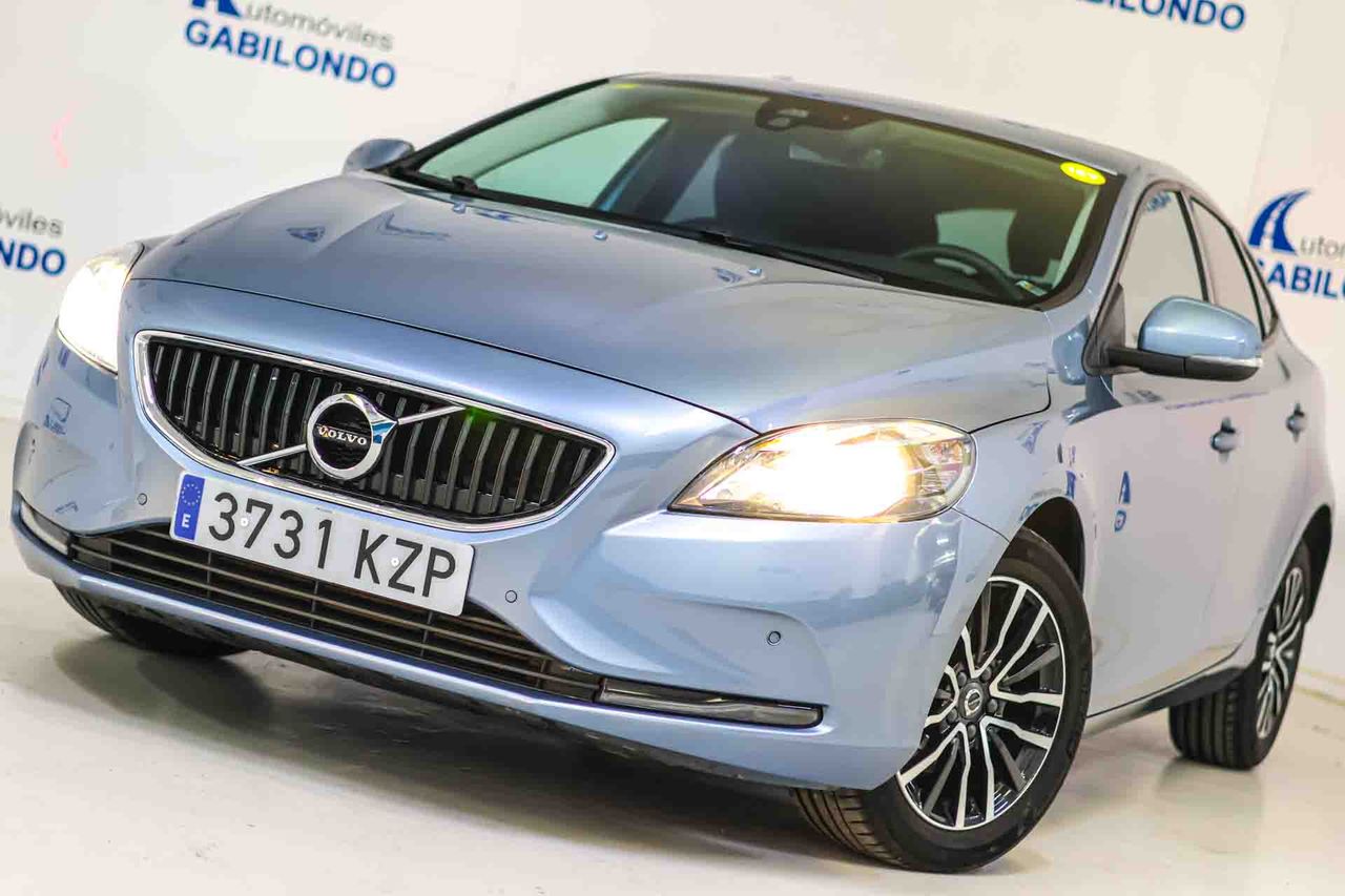 Volvo V40 2.0 D2 Momentum - Foto 26