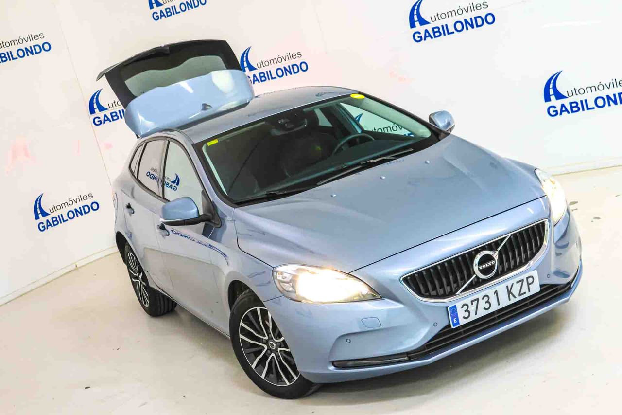 Volvo V40 2.0 D2 Momentum - Foto 21