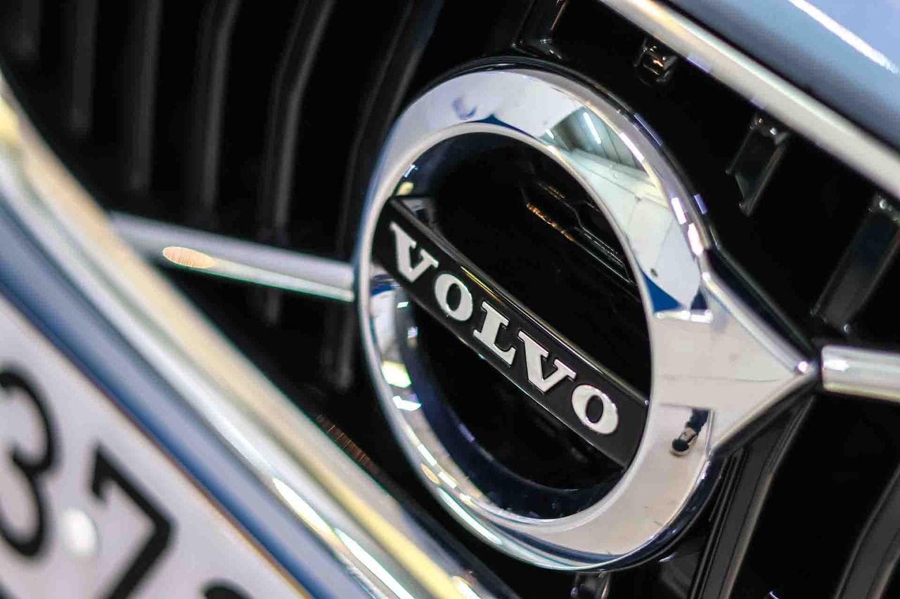 Volvo V40 2.0 D2 Momentum - Foto 9