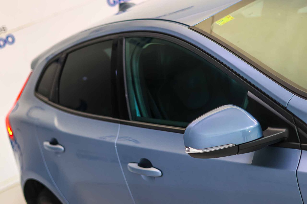 Volvo V40 2.0 D2 Momentum - Foto 19