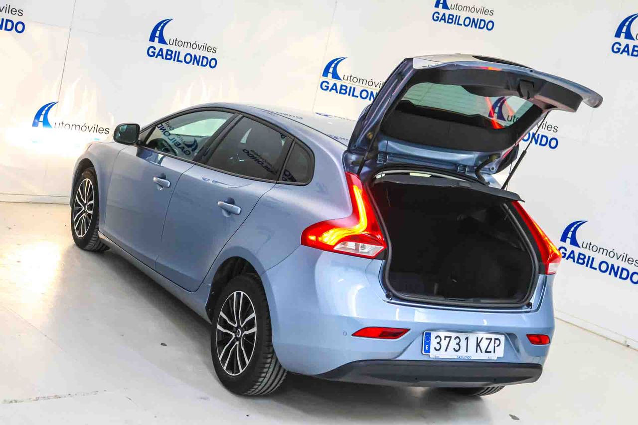 Volvo V40 2.0 D2 Momentum - Foto 22