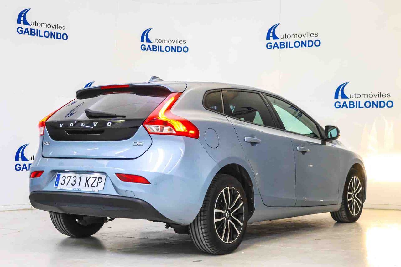 Volvo V40 2.0 D2 Momentum - Foto 11