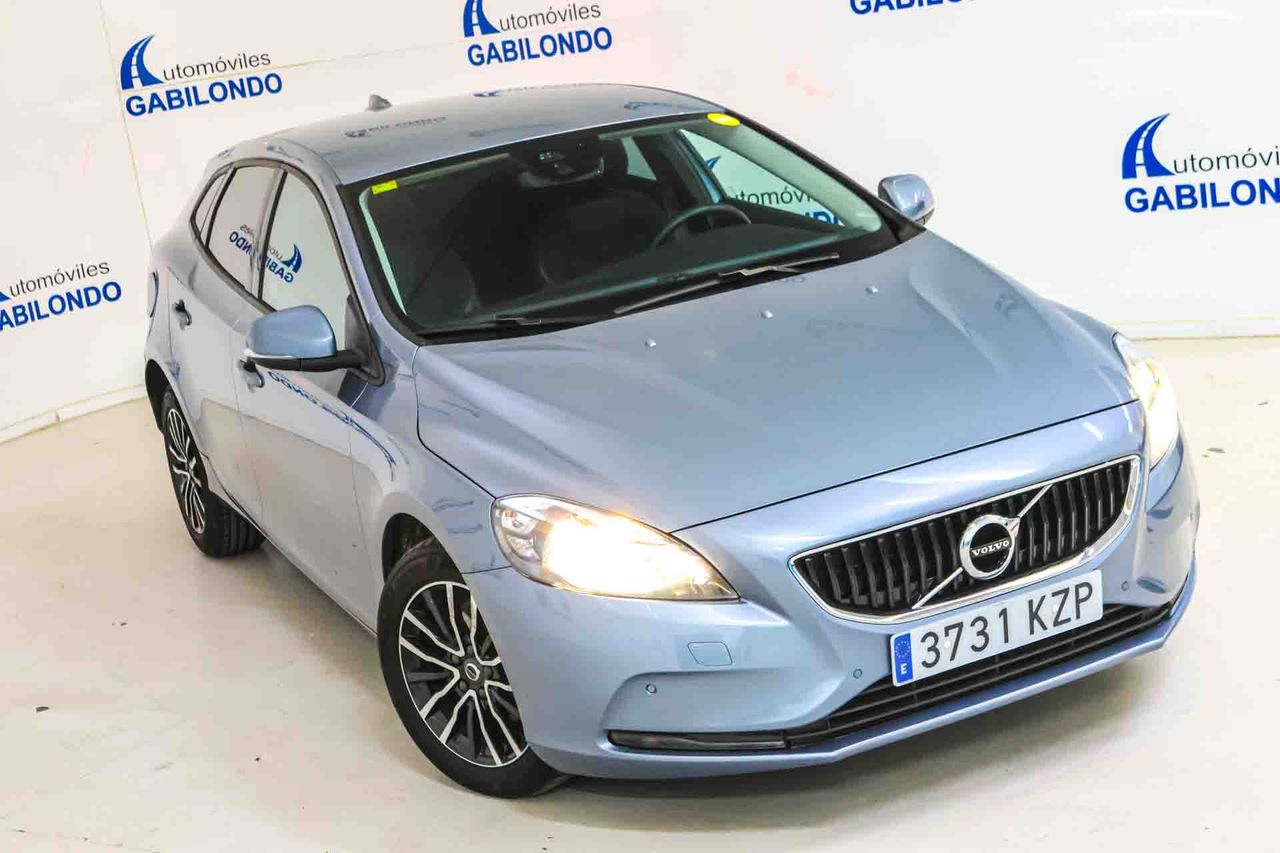 Volvo V40 2.0 D2 Momentum - Foto 13