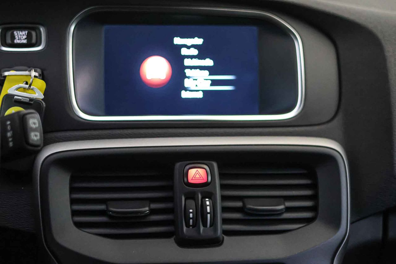 Volvo V40 2.0 D2 Momentum - Foto 44